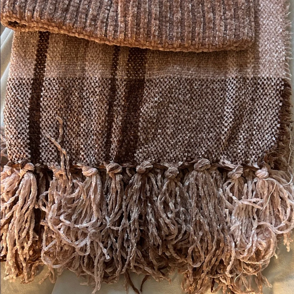 Free With Purchase!!! Nine West Tan and Brown and pink Knit Hat and Scarf Set